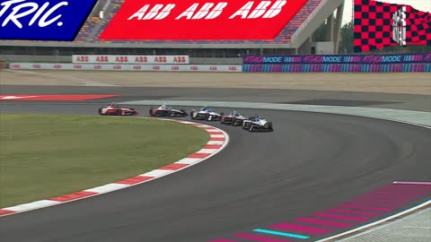 Battle at Formula EShanghai