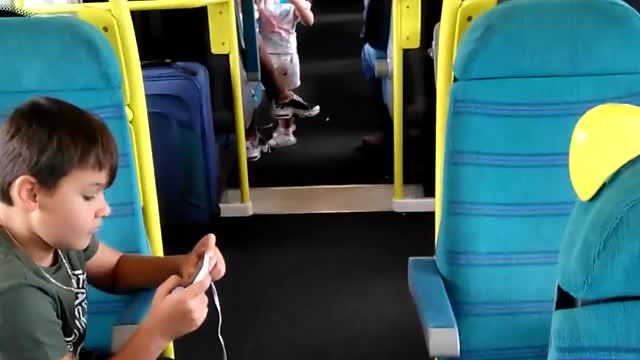 Passenger Without Mask Receives Racial Abuse