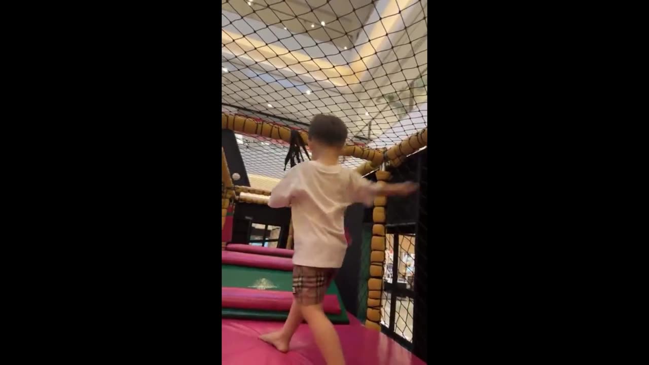 STORIES DO PYONG LEE 26/04/2024