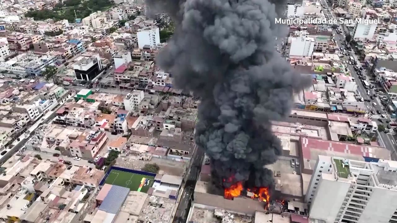 Smoke billows from chemical blast in Peru