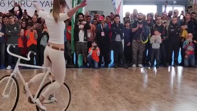 Amazing cycling skills
