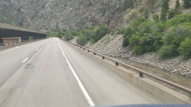 Two minutes of Truckin. Glenwood springs