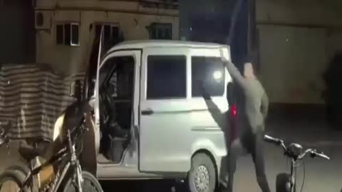 Funny prank video2071\ Prank
