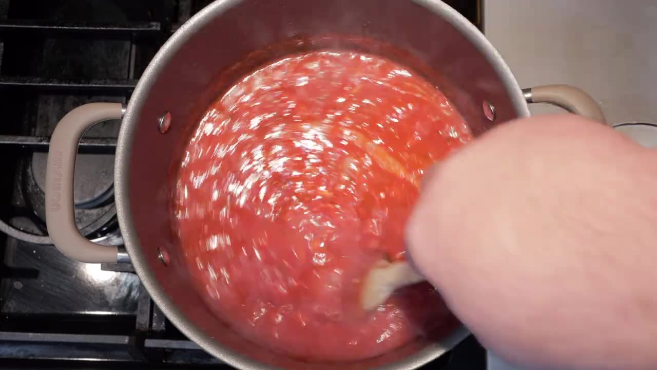 How to Make Tomato Sauce