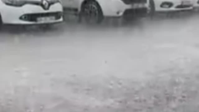 Rrelaxing sleeping rain music/ high strong rainfall, #rain #relaxing #ytshorts #nature #rainfall