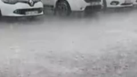 Rrelaxing sleeping rain music/ high strong rainfall, #rain #relaxing #ytshorts #nature #rainfall