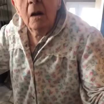 Senior Citizen Doesn't do that shit NO VAX