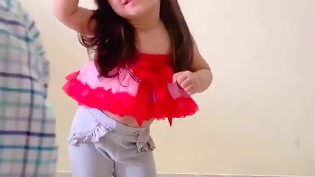 Indian baby super dancer