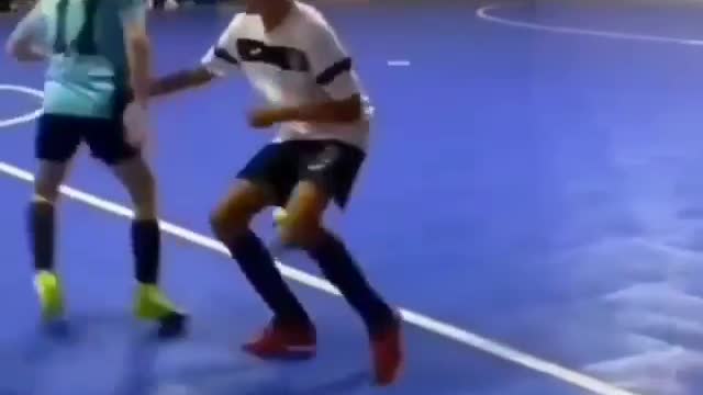 How to give a phenomenal dribble