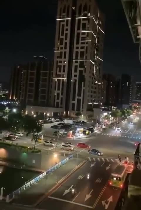 Οι σειρήνες πολιτικής άμυνας χτυπούν στην Κίνα