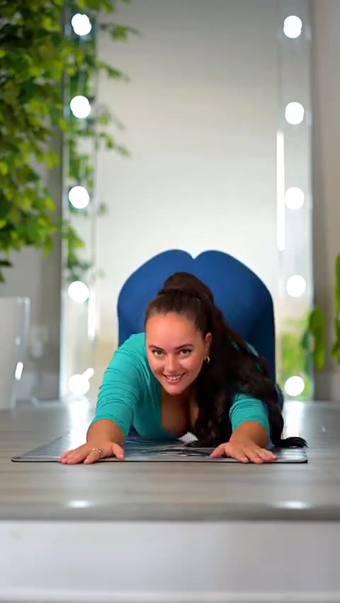 Big boobs girls yoga hot girls video 2024