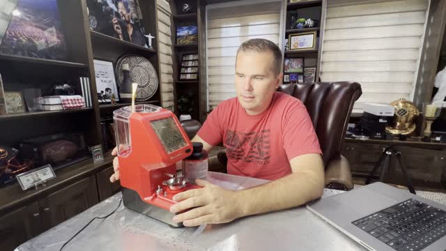 Hornady Autocharge Pro Reloading Powder Dispenser