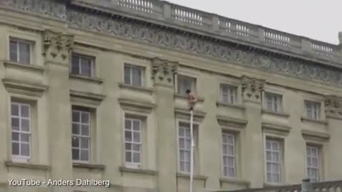 The naked boy climbing out of Buckingham Palace