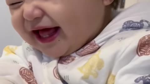 funny kids laughing out loud cracking laugh very funny
