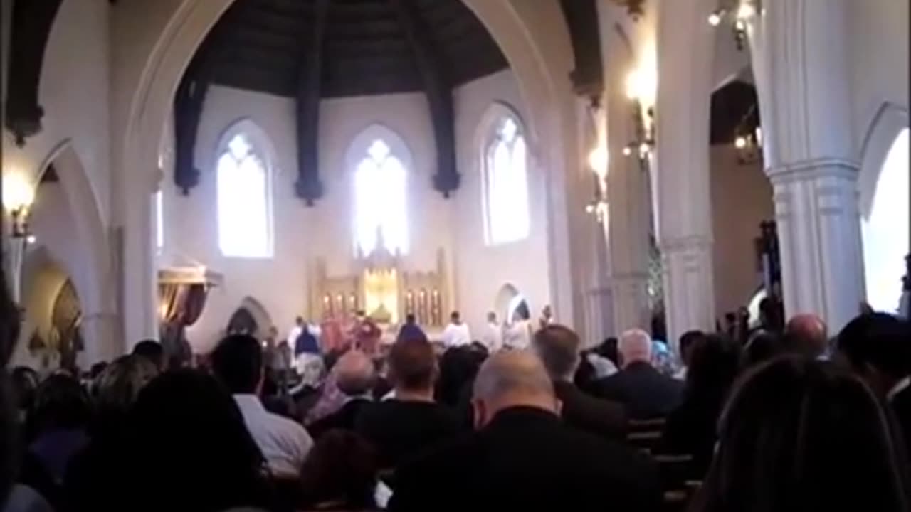 Pontifical Mass with Cardinal Burke in Oakland 2017