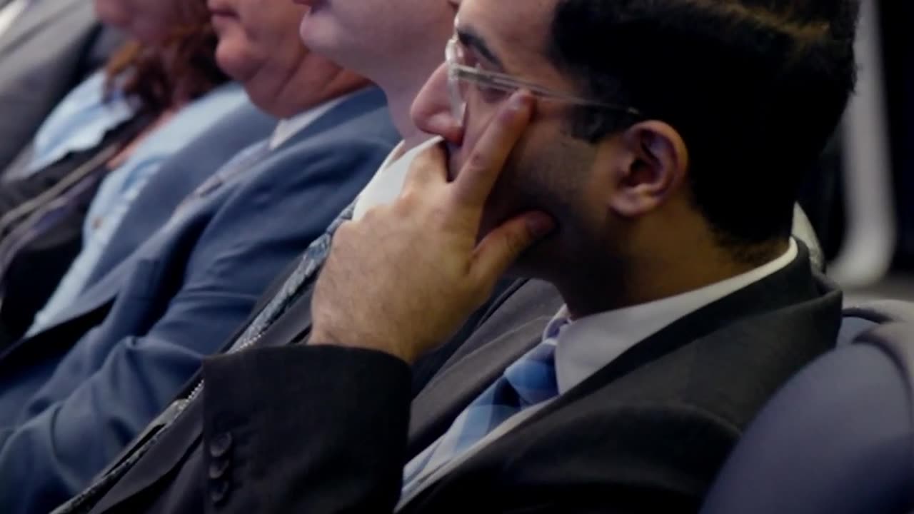Mark Cuban and Dr. Alex Oshmyansky Visit the White House
