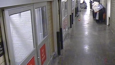 5500LHOBBALoadingDockHallway_2021-01-06_00h18min41s947ms.asf