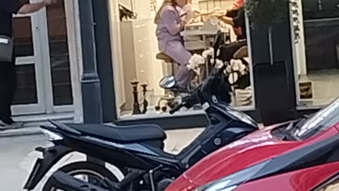 "ΠΙΣΤΟΙ" ΤΟΥ ΠΑΤΑΠΙΟΥ ΕΧΟΥΝ ΚΑΙ ΚΕΝΤΡΑ ΝΥΧΙΩΝ ΚΑΙ ΚΑΛΛΩΠΙΣΜΟΥ - ΚΑΙ ΠΕΡΙΜΕΝΟΥΝ ΑΙΩΝΙΑ ΑΝΑΠΑΥΣΗ!!!