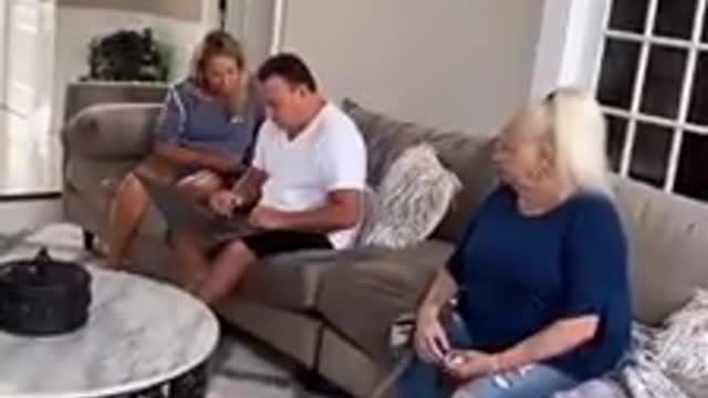 How much is my bank account balance? | Funny video compilation