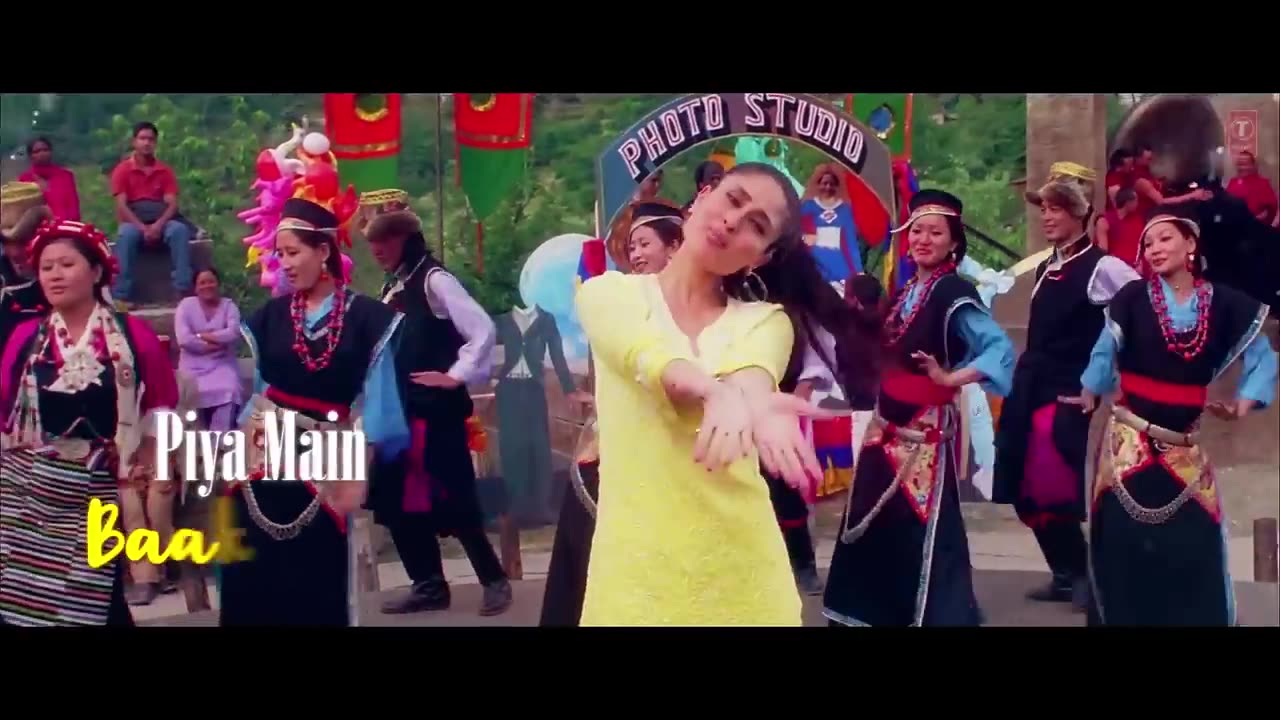 Lyrical- Yeh Ishq Hai - Jab We Met - Kareena Kapoor, Shahid Kapoor - Pritam - Shreya Ghoshad