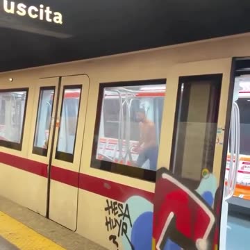 Metro in Rome. Doctor or engineer?