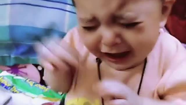 A mother teases her child again and again and the child cries. But the mother does not stop again 😂