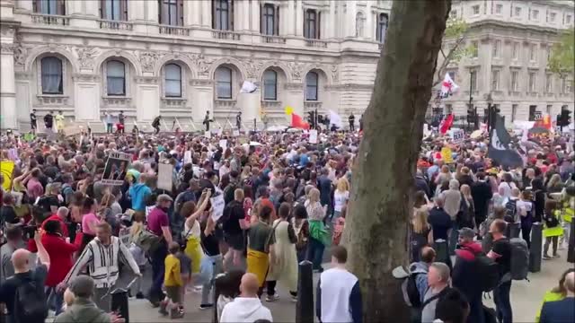 BREAKING : Britain's MEDIA SILENCE !!! SHARE THIS EVERYWHERE !! TNTV