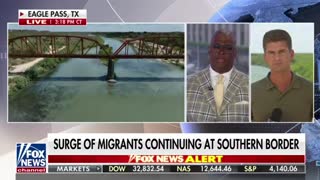 Bill Melugin on Gov Abbott sending migrants to New York and Washington