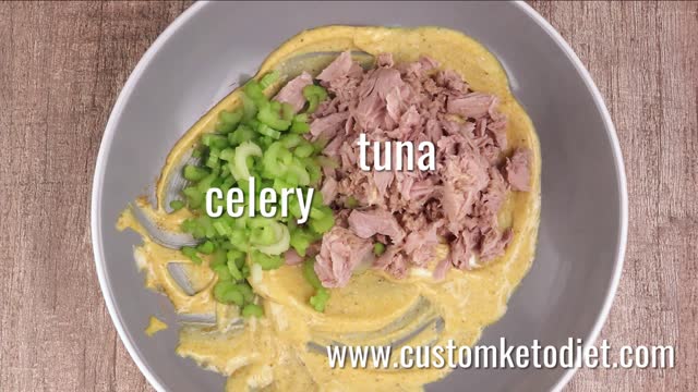 Keto Curry Spiked Tuna and Avocado Salad for weight loss