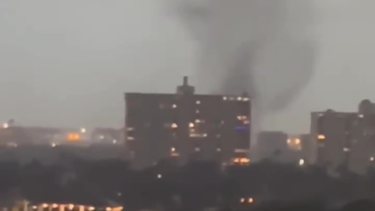 Tornado hits downtown Fort Lauderdale