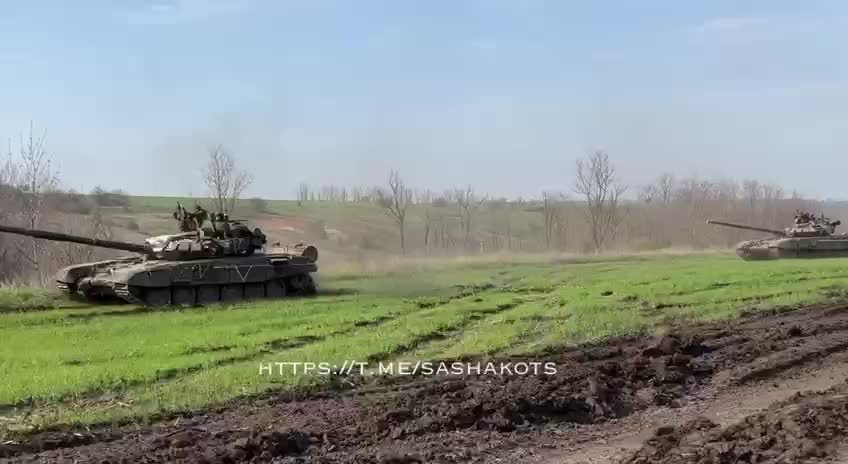 Ukraine War - Big tank column south of Izyum