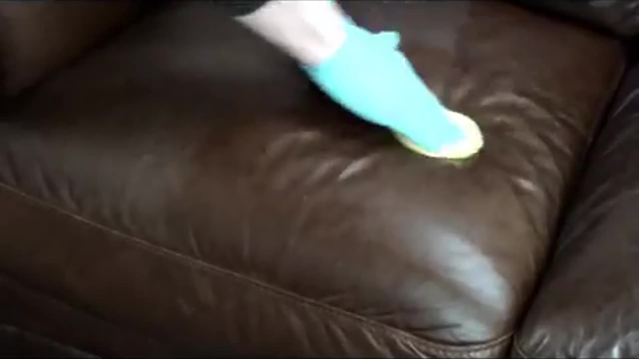 LEATHER CLEANING & CONDITIONING - BEST CONDITIONER the one that's NOT STICKY!