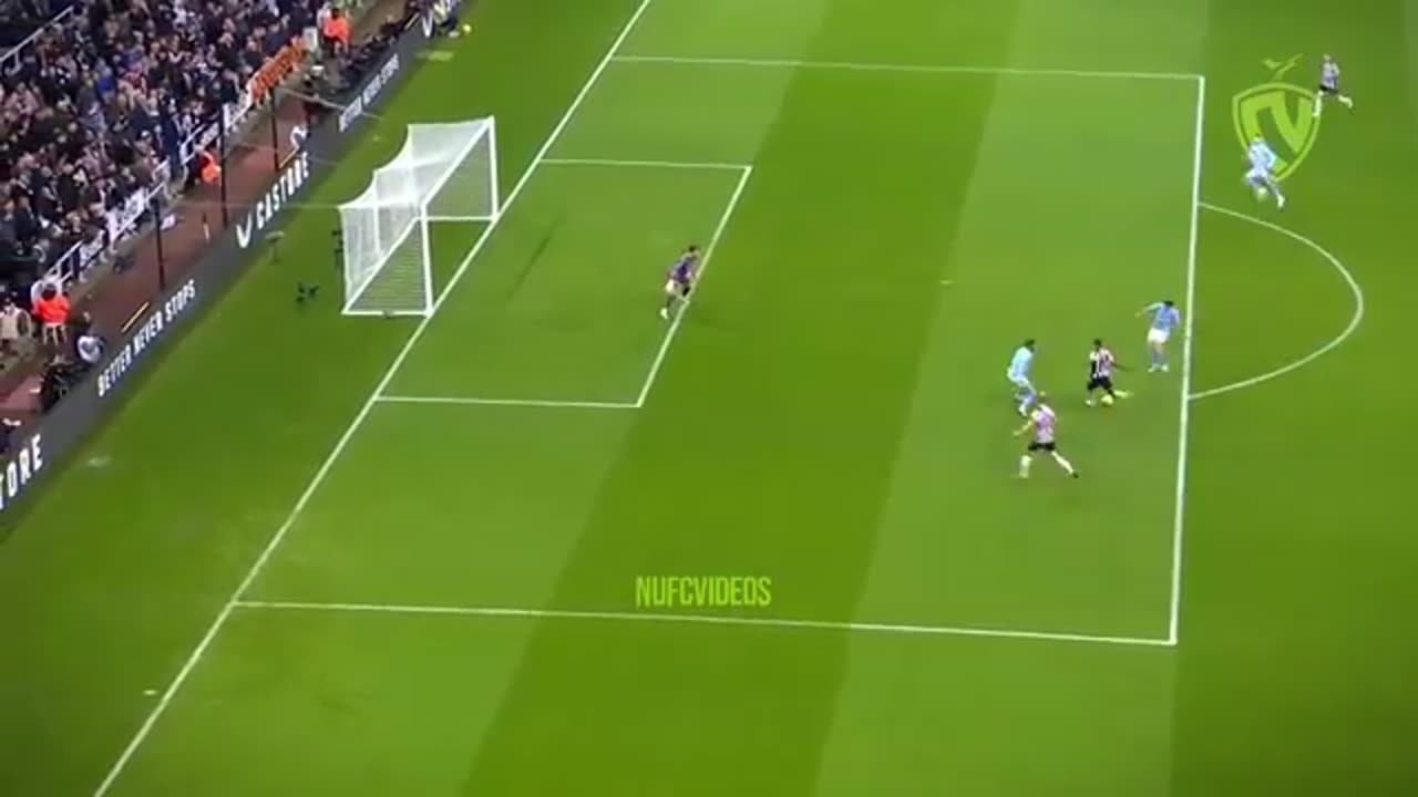Alexander Isak is INSANE