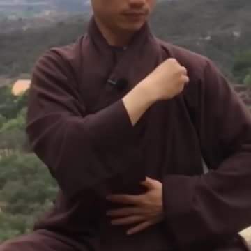 Do This Massage to Strengthen Hearts, Lungs | Qigong Massage Daily