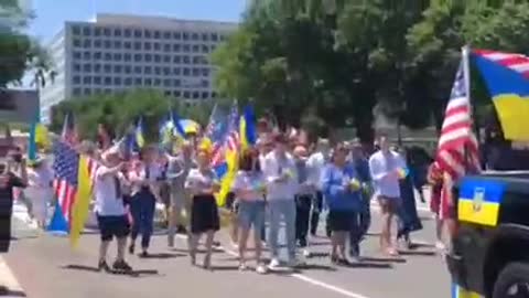 Den nezávislosti v USA pod ukrajinskými symboly