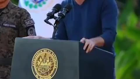 Foi assim que o presidente Bukele limpou El Salvador.