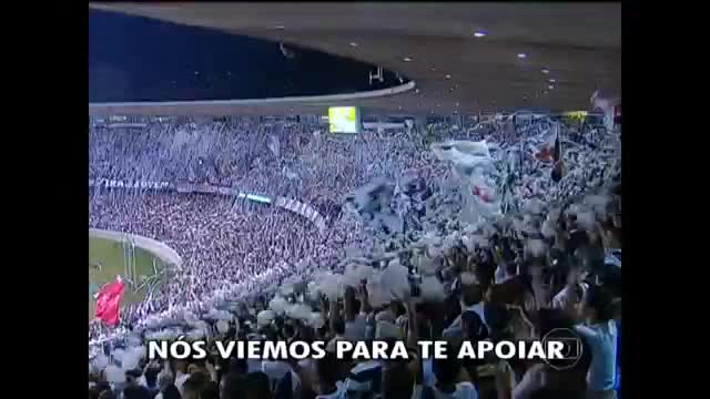 Marcelo Camelo emocionado com a torcida do Vasco - Ana Julia