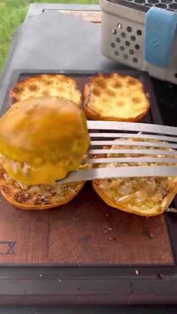 Butter burger why did these viral ??🤔🤔