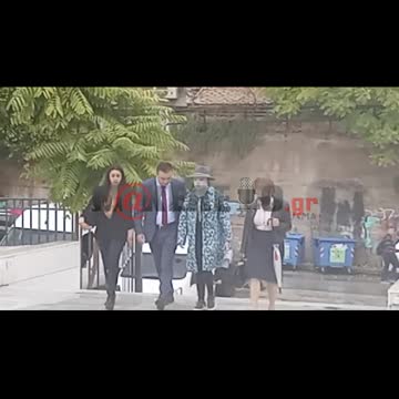 makeleio.gr - Άφιξη Ιωάννας στο δικαστήριο