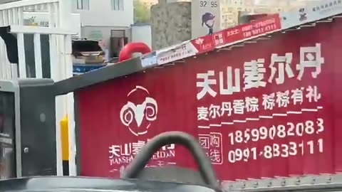 Refuelling a car in China is only possible if you have a certain social credit rating