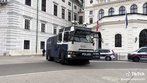 Wasserwerfer Demo Wien Heldenplatz 30.11.2024