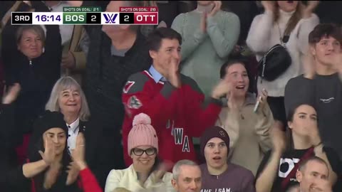 HILARIOUS: Justin Trudeau REALLY Enjoys Women’s Hockey