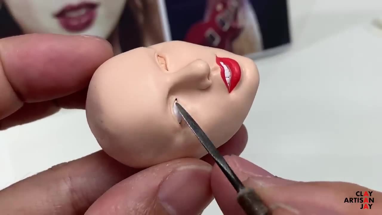 Taylor Swift - Polymer clay sculpture - Hand Art