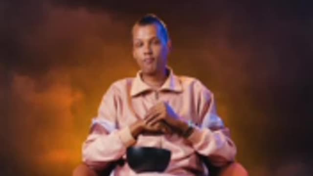 Stromae Answers Questions From His Fans
