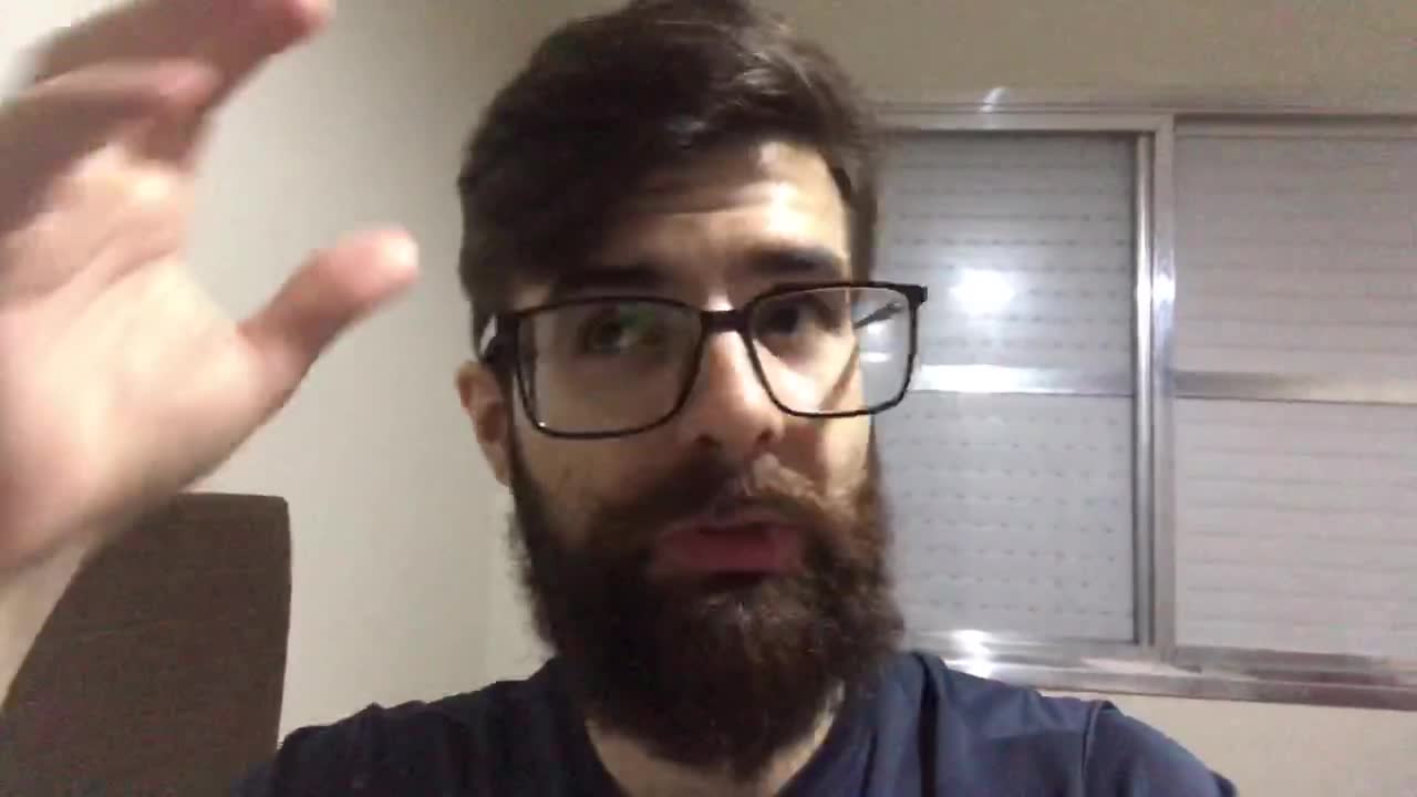 Eduardo Leite quer puxar o tapete de Dória