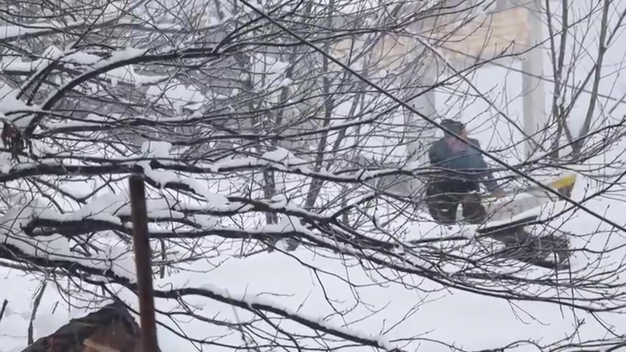 Cooking turkey with vegetables in the mountainous and snowy village!