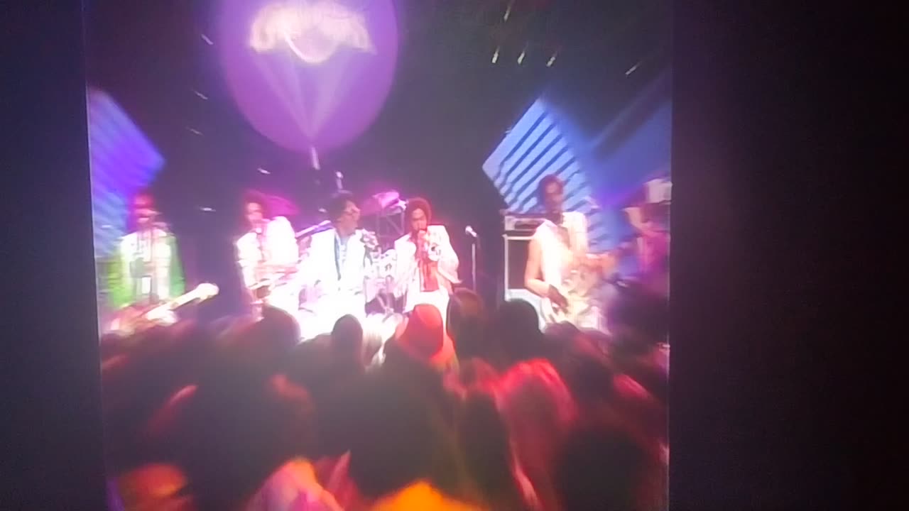 Commandoes Brick House 1979 Live