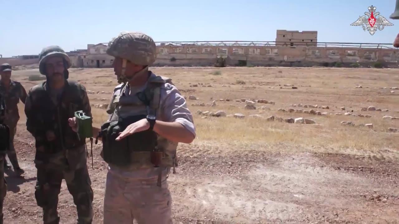 Engineering training session with units of the Syrian Arab army in the province of Aleppo.