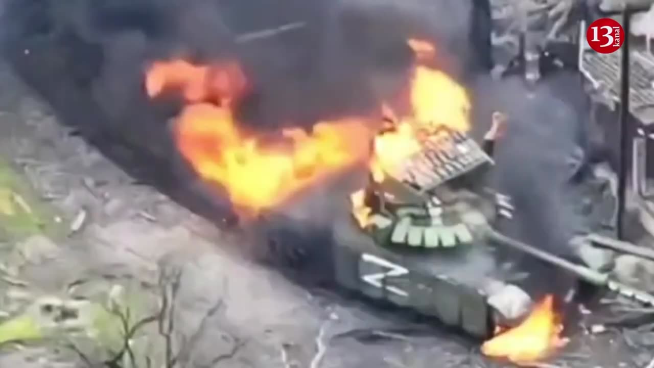 Ukrainian forces control southwest of Bakhmut and make gains in areas around the city