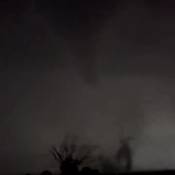 Tornado near Yukon, Oklahoma 5-19-2024